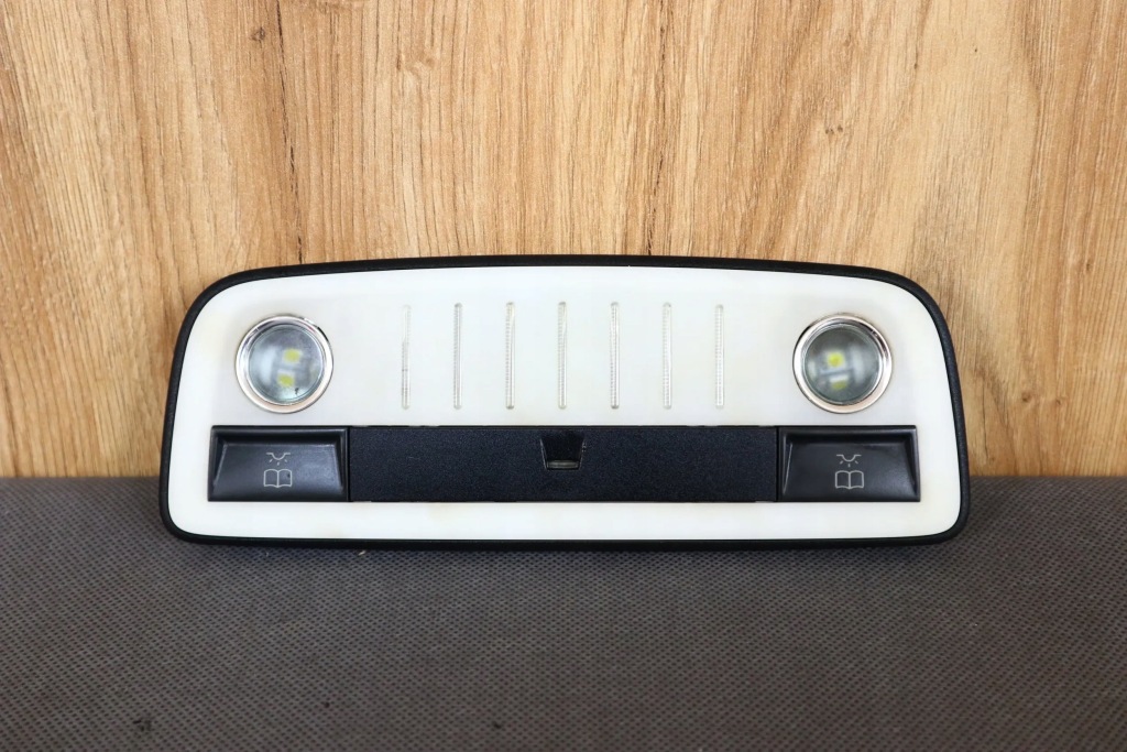 фото №1, Mercedes e-klasa w212 лампа стельовий освітлення внутрішнє кабіни