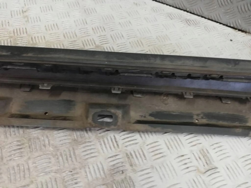 фото №7, Audi a5 8w sportback права молдинг поріг 8w8853860a lz7s