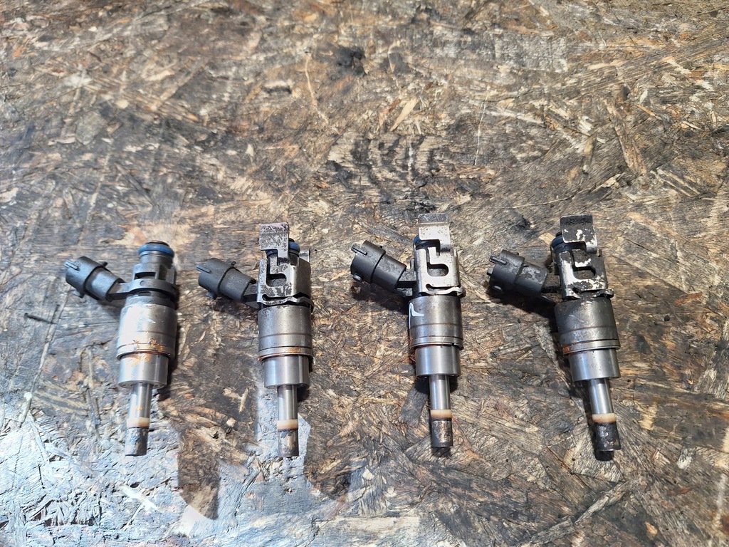 фото №1, Инжектор форсунка alfa romeo 159 2.2 jts 0261500023