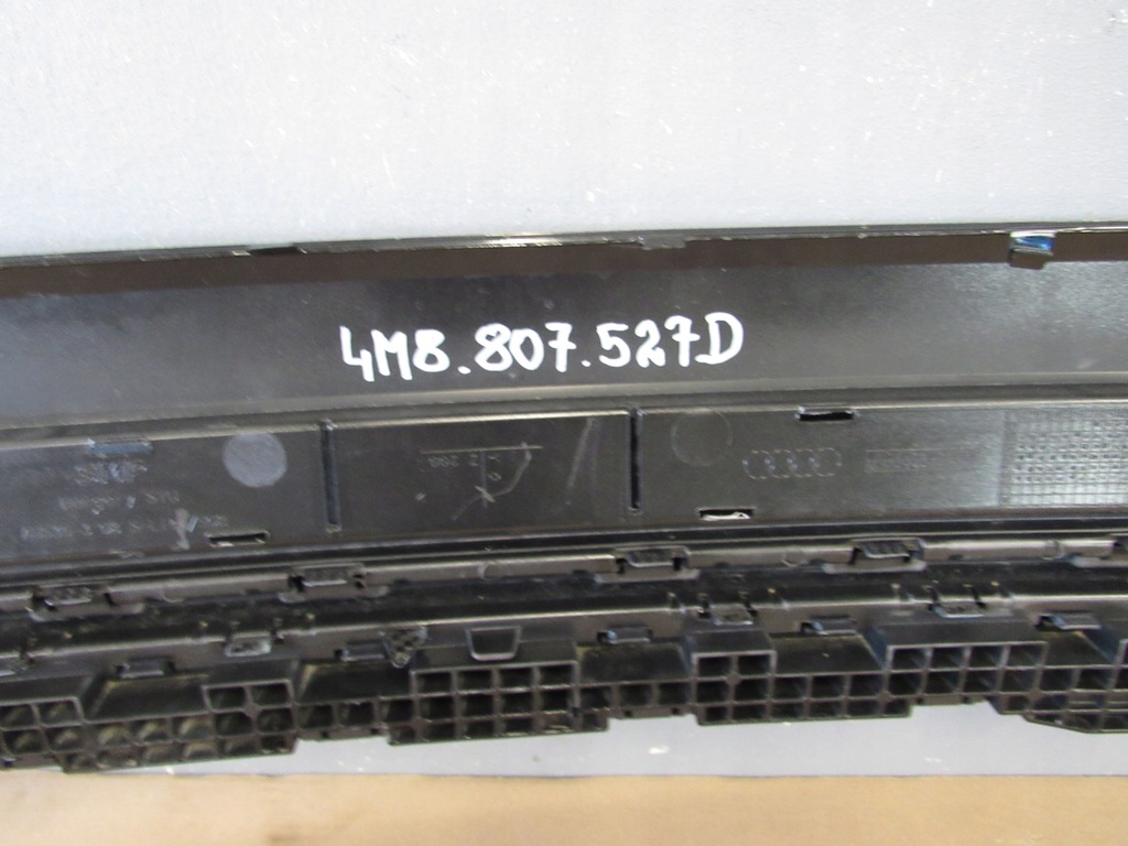 фото №9, Audi q8 s-line бампер задня