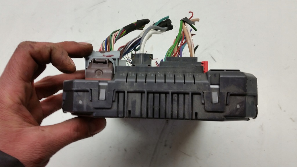 фото №6, Модуль bsi el1 роз'єми citroen c3 iii 1.6 hdi 9819851180-01 2018r europa