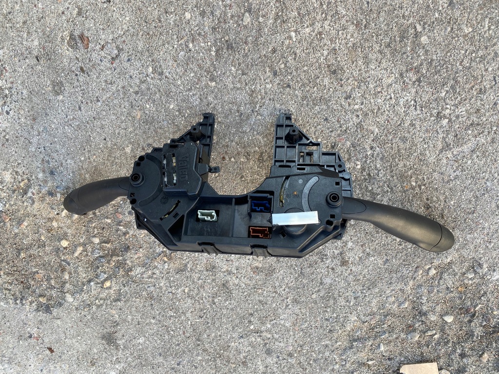 фото №1, Переключатель комбинированный c4 picasso 96644964xt