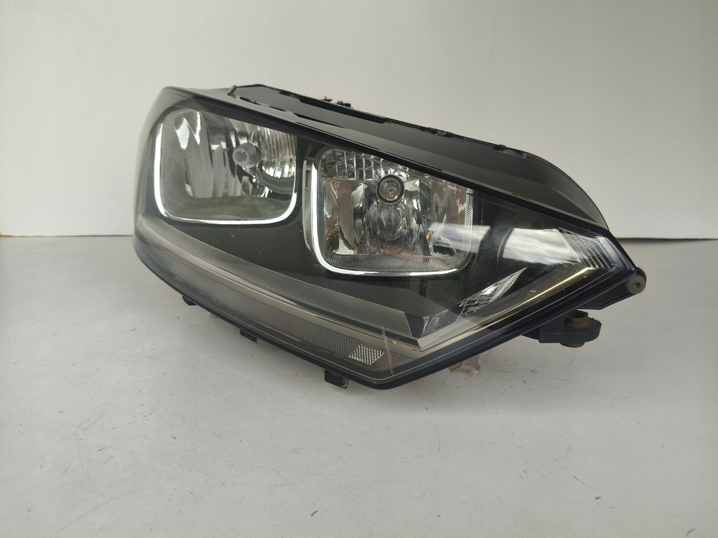 фото №1, Лампа правая фара vw golf sportsvan 510 14-