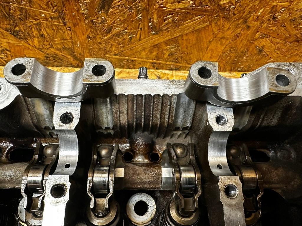 Головка валы комплектная 1.6 thp peugeot citroen mini 753471080 Киев