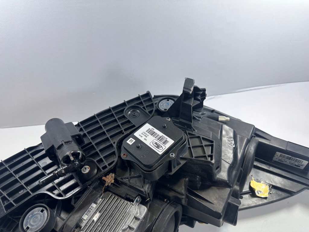 Kuga mk2 рестайлинг  st ксенон поворотный full led фара левый перед gv41-13d155-ef с Разборки