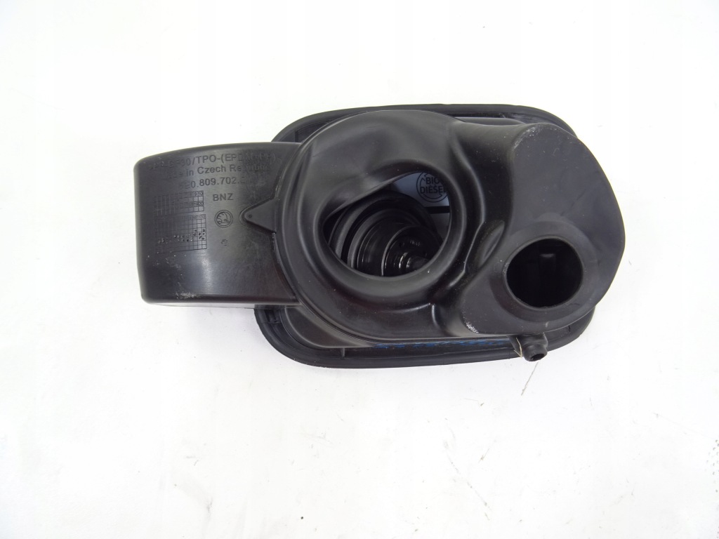 фото №12, Octavia iii lift крышка топлива 5e0809702d a7fl