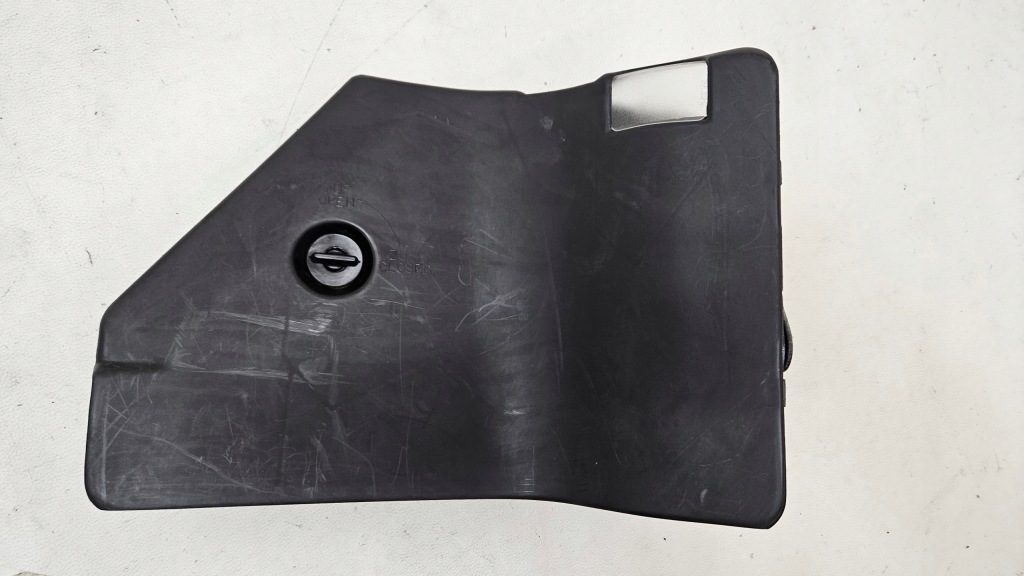 Вкладыш лампы левый задний  mercedes s-klasa 1408200164 Киев