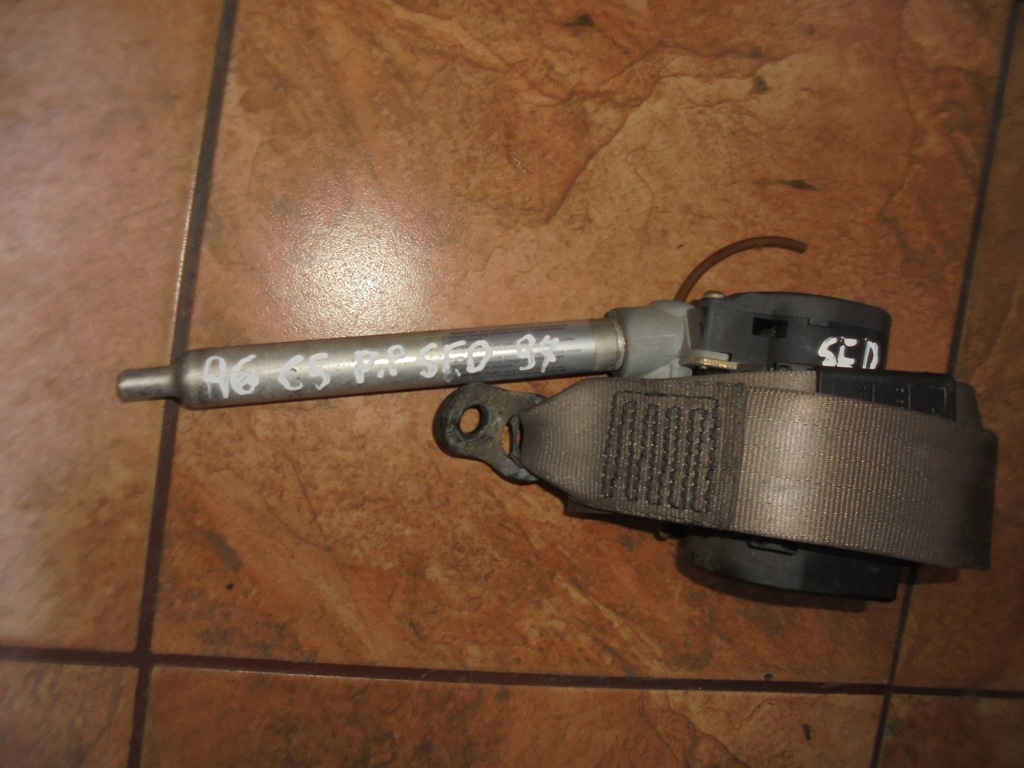 фото №5, Audi a6 c5 2.4b v6 97' ремені безпеки перед