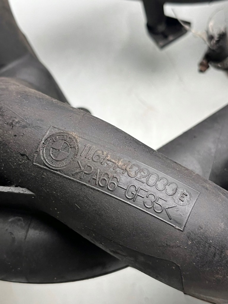 Купити Bmw 3 e46 1900cm3 бензин колектор впускний  1161432030