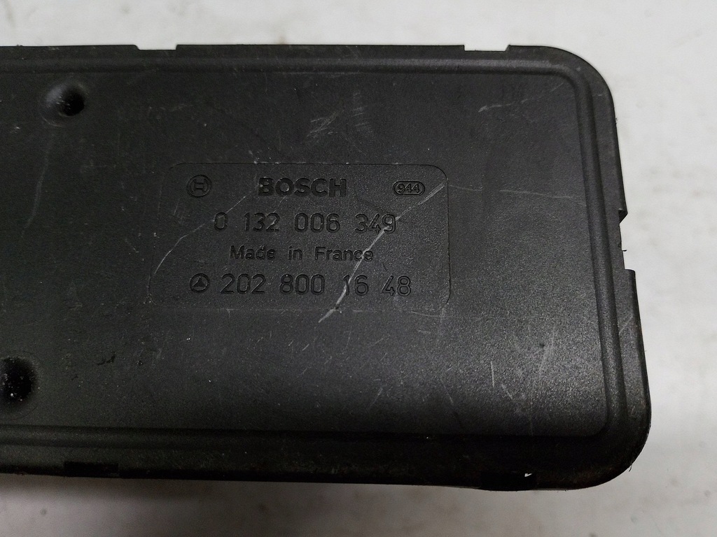 фото №7, Mercedes c w202 помпа замка центрального 2028001648 europa