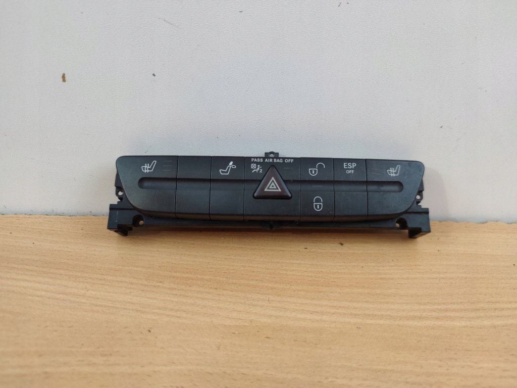 фото №1, Mercedes e-klasa w211 cls w219 панель перемикачі