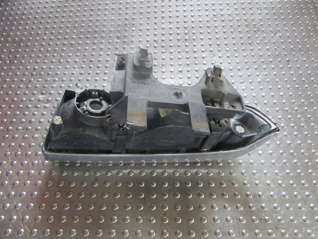 фото №6, Chevrolet blazer 2000 лампа перед