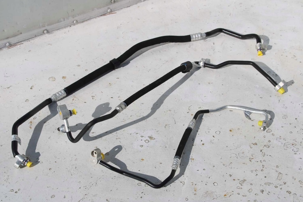 фото №3, Audi r8 4s ii трубки кондиционера 4s0816741d 4s0816726j кондиционер шланг трубка