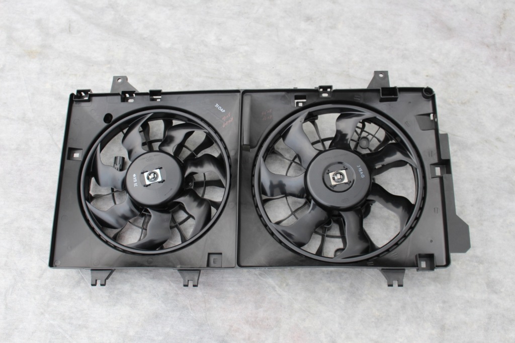 фото №1, Вентилятор радиатора mazda 3 bm pe2015025 оригинал