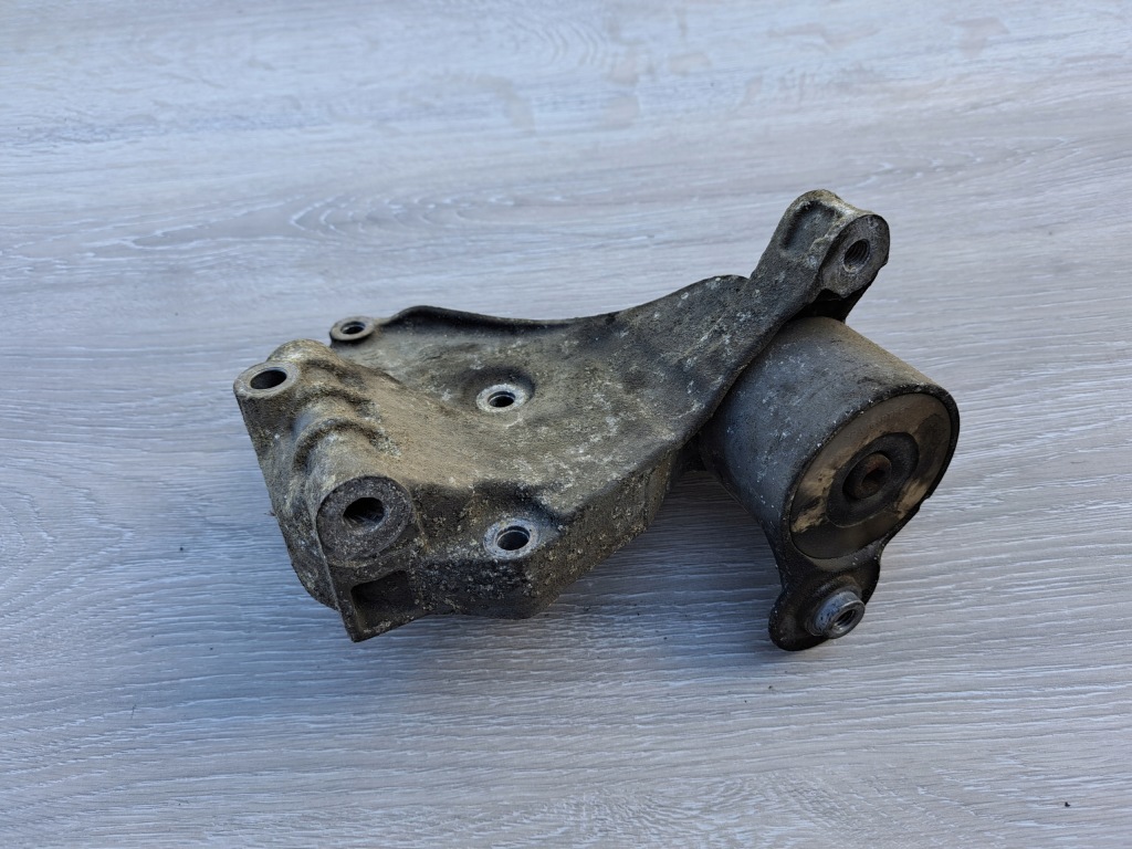 фото №1, Iveco daily 3.0 кронштейн натяжитель 504115732