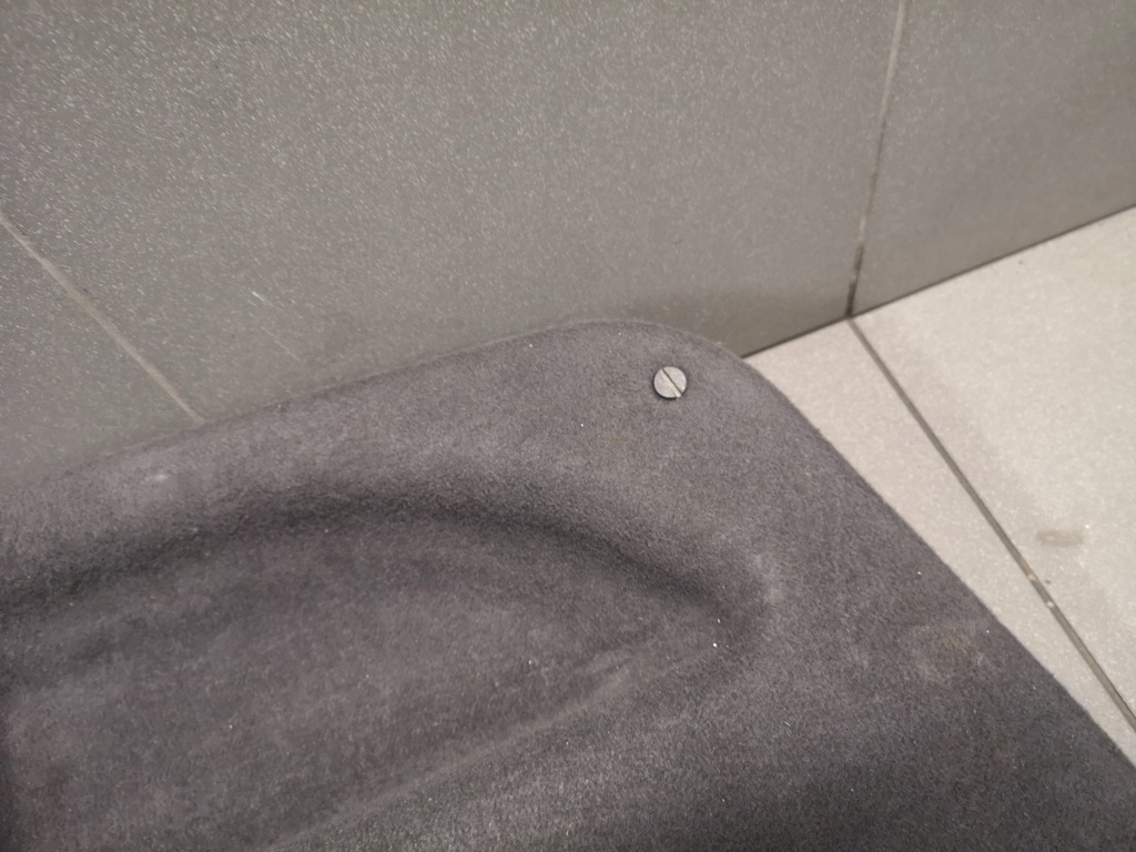 фото №6, Обшивка багажника правий audi a8 d3