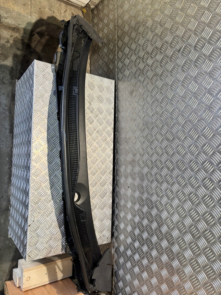 Купити Жабо renault kadjar рестайлінг  2019 рік 668107243r uk