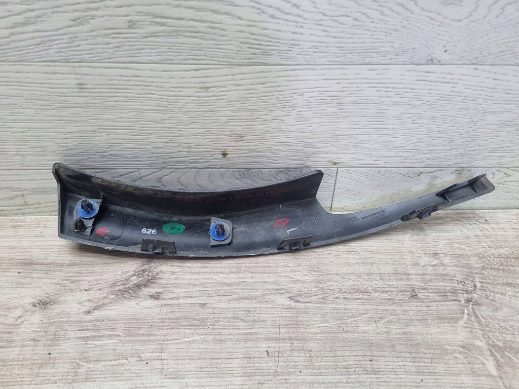 фото №5, Ford transit custom 2018 задняя сторона левая молдинг крыла заднего