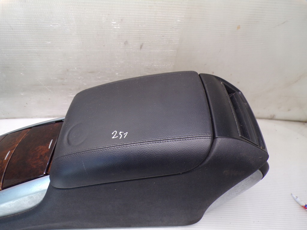 фото №2, Тунель підлокітник mercedes w251 r klasa