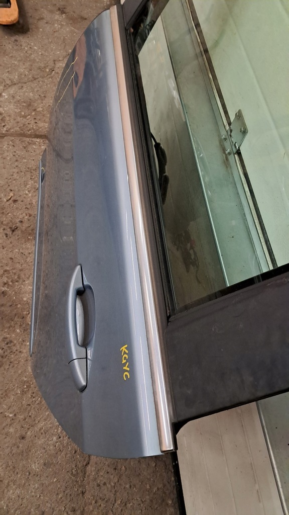 фото №15, Peugeot 5008 дверь левый задняя 2010 повреждённые