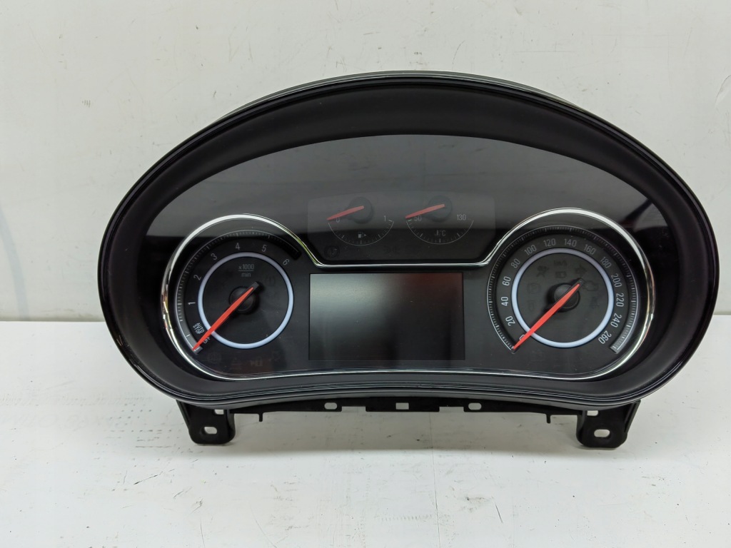 Купить Opel insignia a рестайлинг  2.0 cdti biturbo счетчик приборы