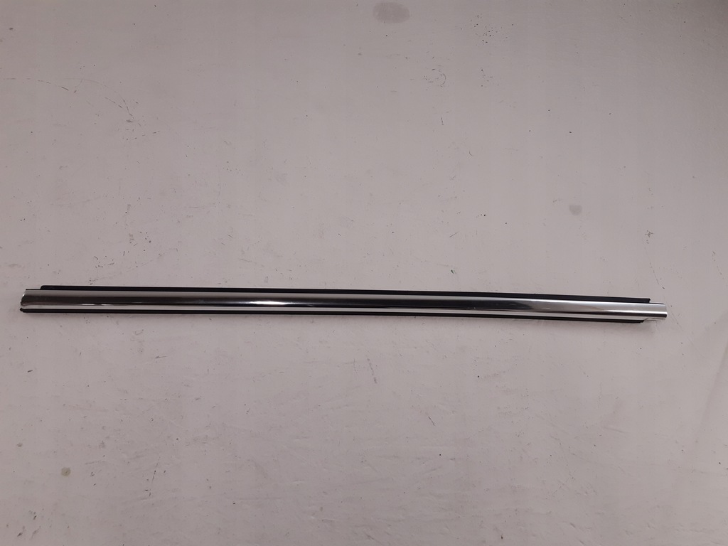 фото №1, Maserati levante молдинг хром 670034260