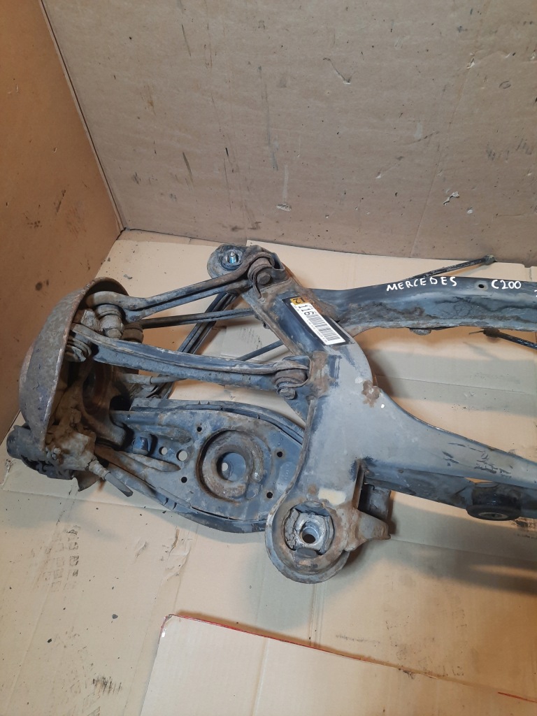 Подвеска oś задний  полный mercedes c200 Оригинал