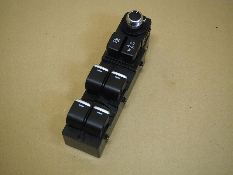 фото №1, Панель вікон дзеркал лівий перед mazda cx5 ii