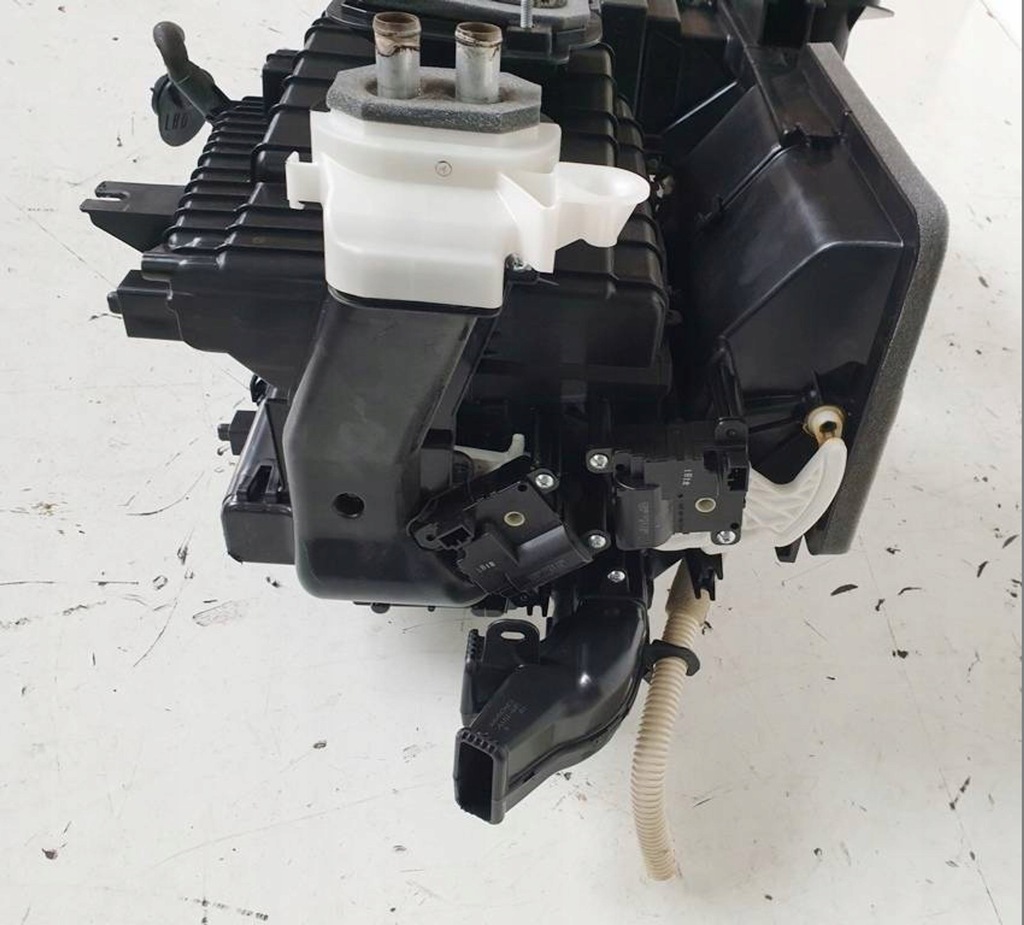 фото №6, Suzuki swift vi mk8 18r отопитель europa