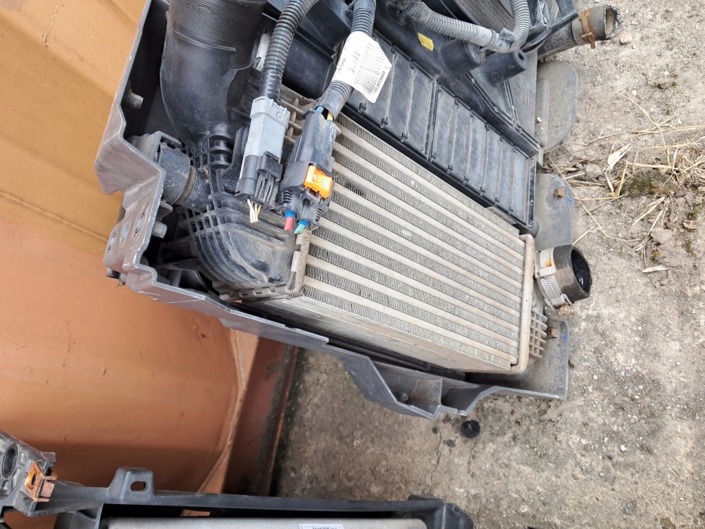 Citroen c5 3 x7 peugeot 508 2.0 hdi ремень передний радиатор вентилятор комплект Оригинал