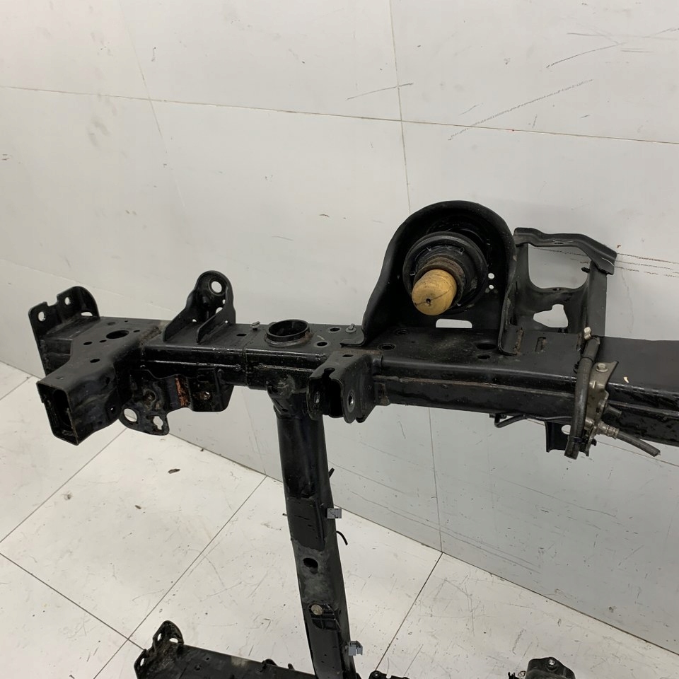 Рама лонжерон балка четвертина перед оригінал jeep wrangler iv jl 20r Оригінал