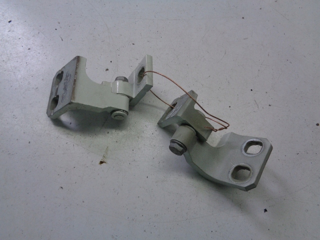 фото №2, Петлі двері правий перед jeep renegade 1.4 multiair przed lift 17 rok 296