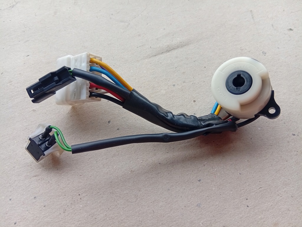 фото №1, Toyota carina e 92-97 колодка замка запалювання lift