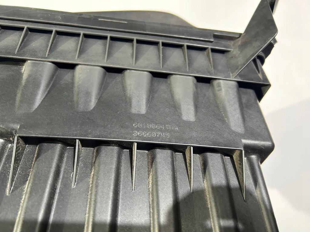 фото №11, Корпус фільтра повітря резонатор труба повітрозабірник chrysler pacifica 3.6 2017-