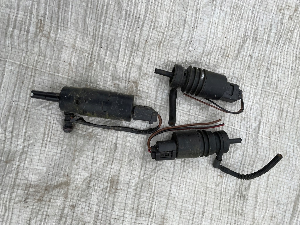 фото №1, Bmw e60 помпа омивача 8377430