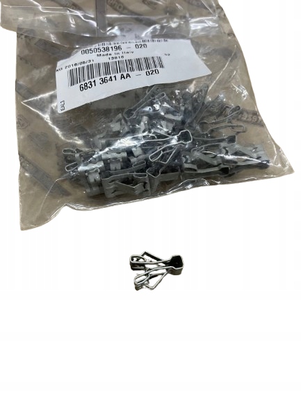 фото №1, Alfa romeo giulia кліпса кронштейн захист бічний панель приладів