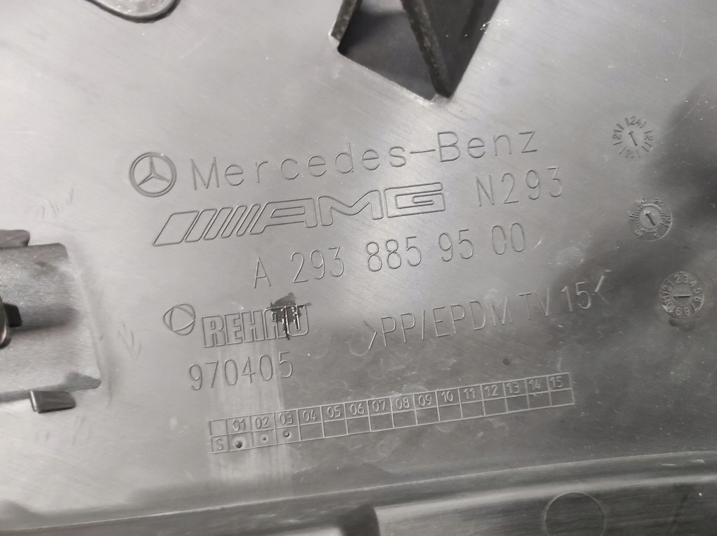 фото №8, Бампер перед передній mercedes eqc amg a2938859500 a2938854401