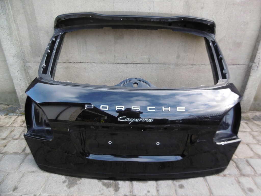 фото №1, Porsche cayenne 7p5 - кришка багажника задня