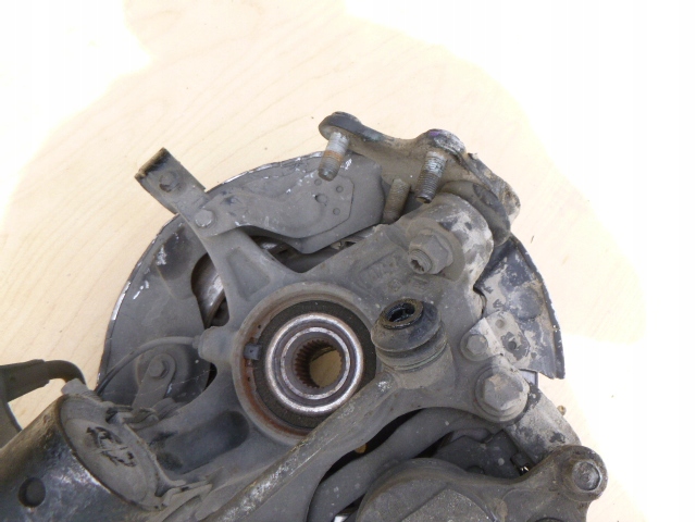 фото №4, Амортизационная стойка поворотный кулак правый peugeot 308 t9