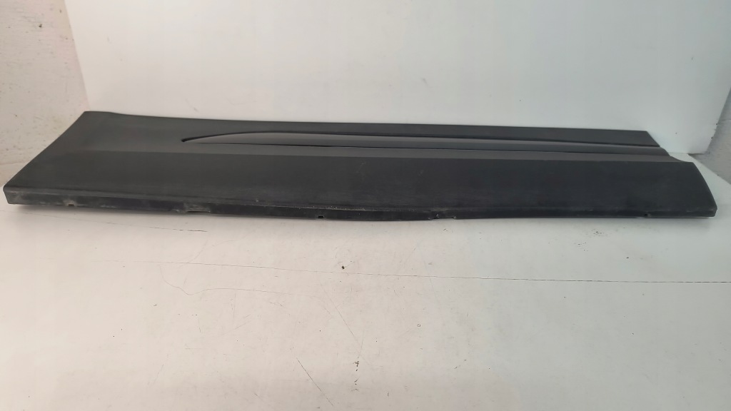 фото №4, Молдинг двері правий задня mercedes gla 247 eqa 243