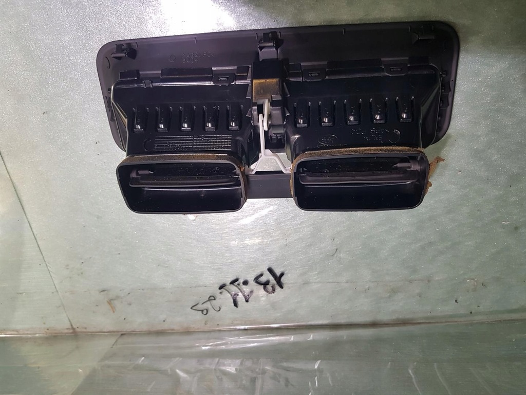 фото №3, Решётка обдув средняя range rover vogue l322