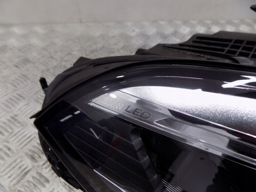 фото №11, Bmw x6 g06 перед капот pas крыло бампер лампы led m-pakiet c3w