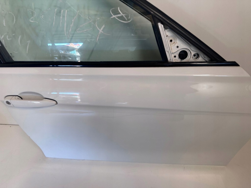 фото №14, Bmw 3 f30 f31 дверь правый перед a300