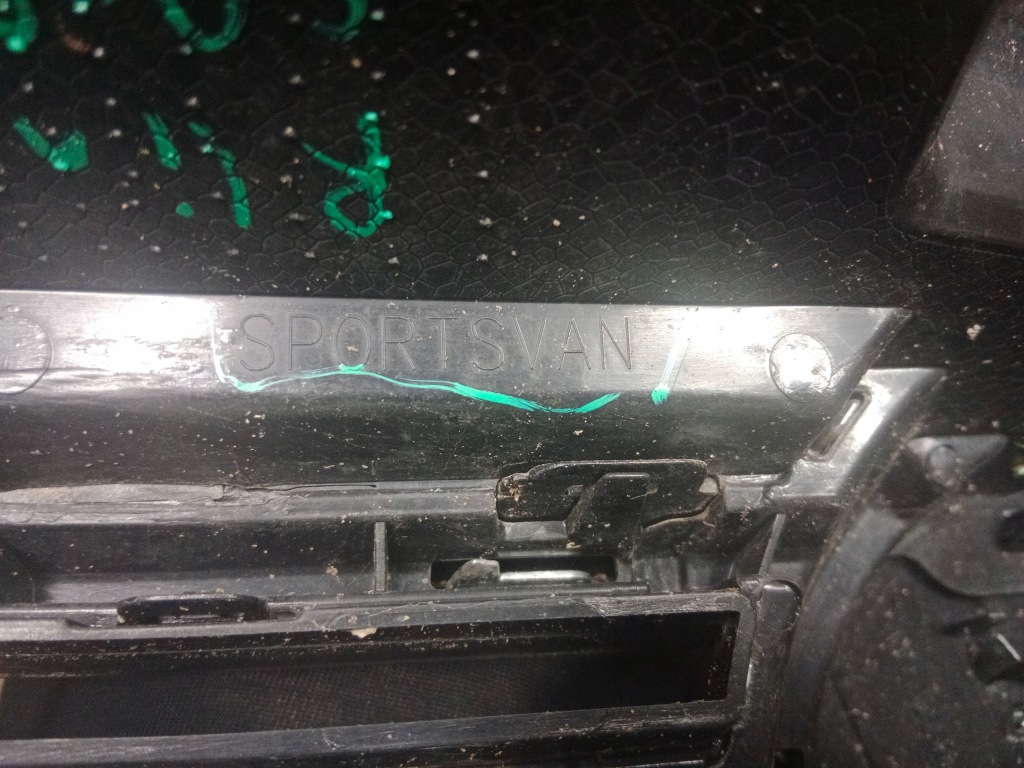 фото №5, Решётка радиатора решётка радиатора vw golf sportsvan r-line 510853653e