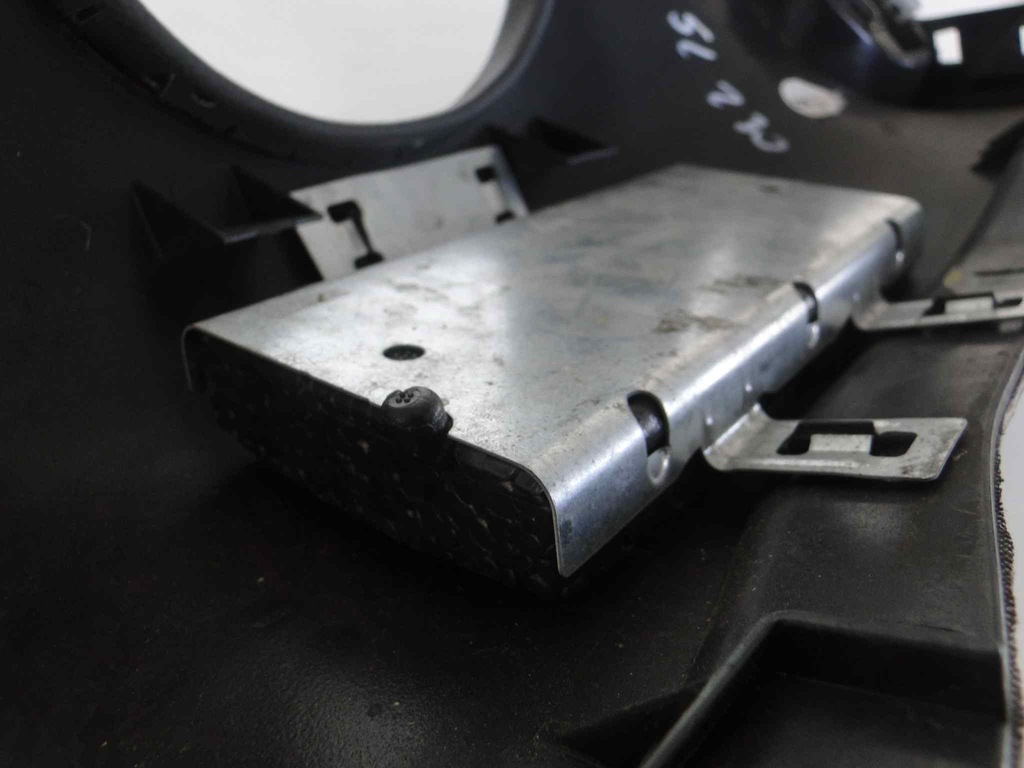 фото №7, Mercedes sl r230 230 консоль панель приладів dół захист