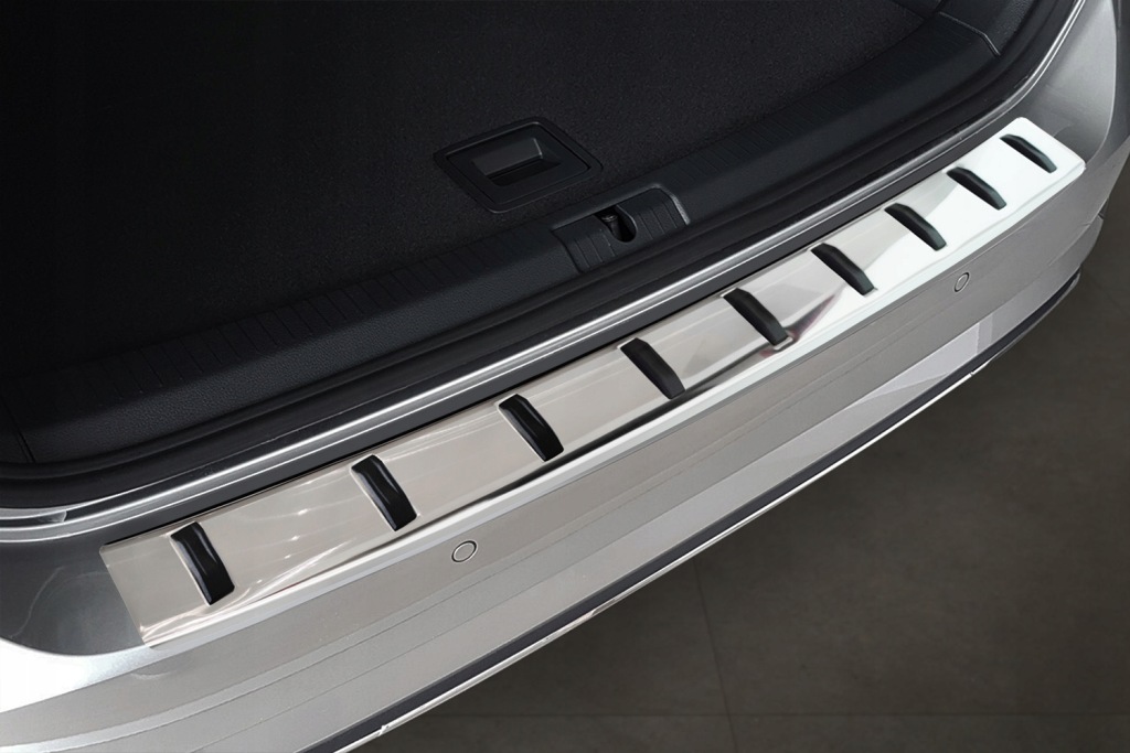 фото №3, Vw golf vii kombi / r-line накладка na бампер