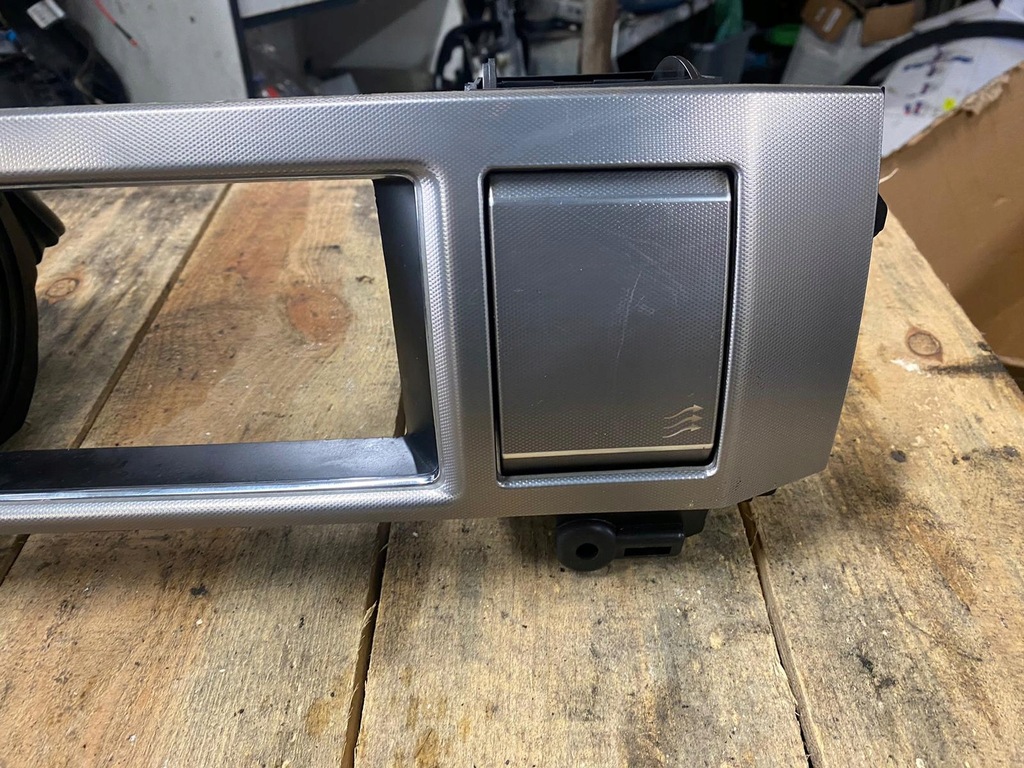 фото №8, Решітка обдув середня jaguar xf i x250 комплект ліва права