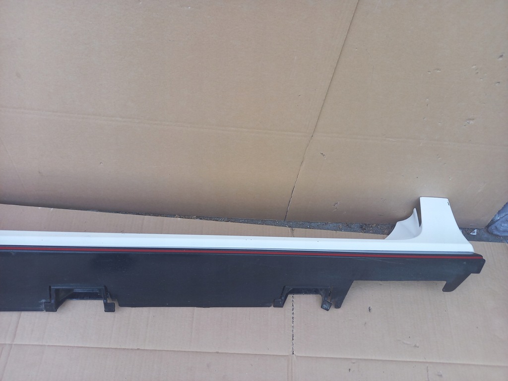 фото №5, Honda civic x type r порог молдинг порог правая оригинал!