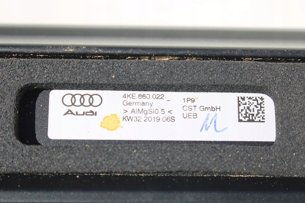 Audi e-tron рейлинги кровельные 4ke860021 4ke860022 4ke 860 021 4ke 860 022 на Цена