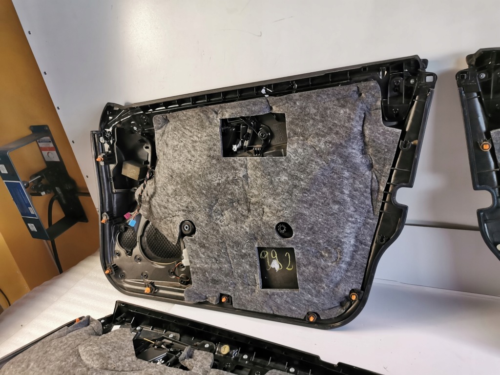 E-klasa w212 оббивка обшивки led перед задній p/l Київ